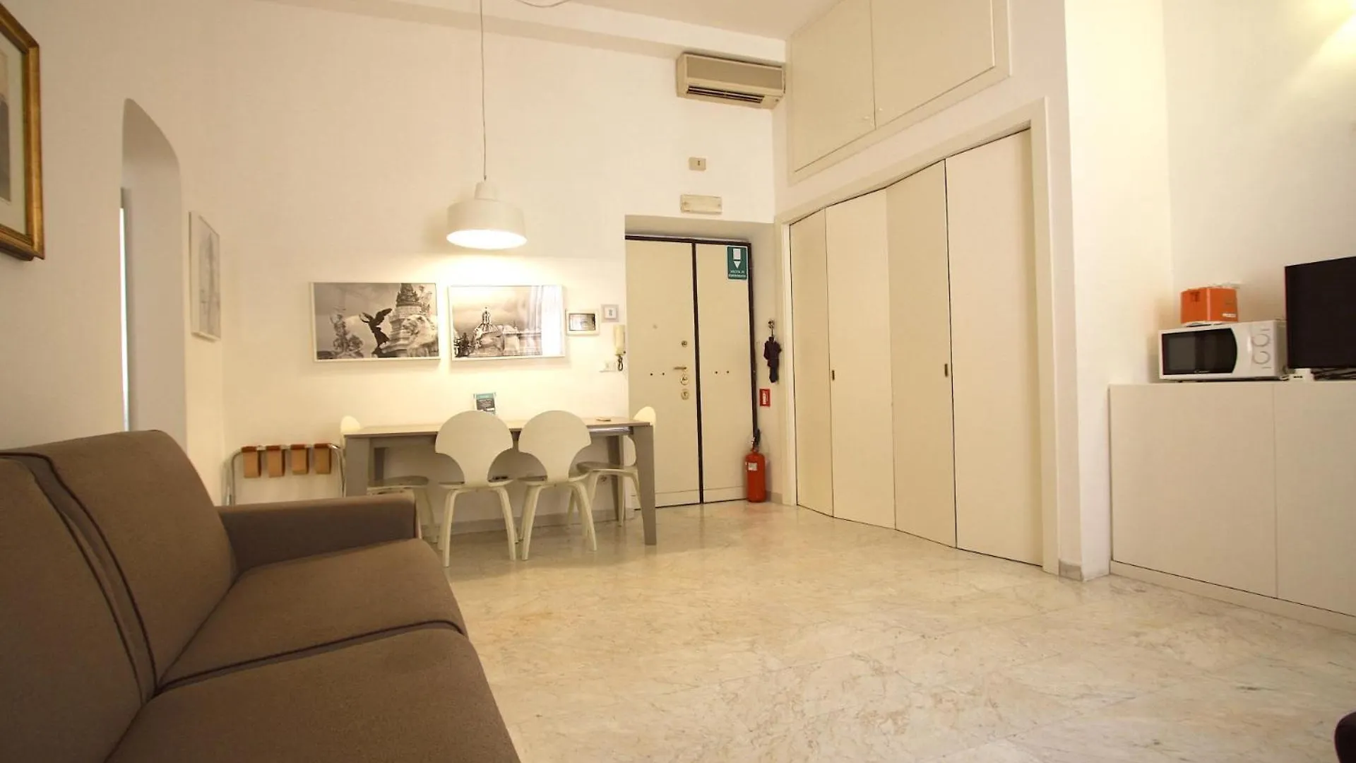Navona New Charming Apartment Rome